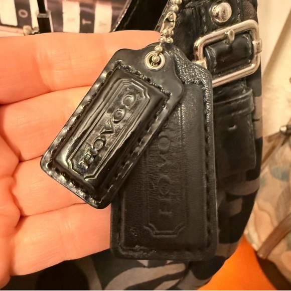 Coach Black and Gray Shoulder Bag - Picture 2 of 9